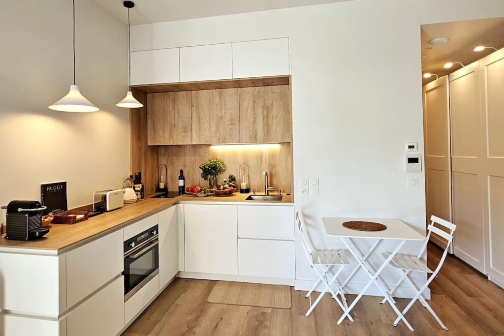 Arcareve - Grand Studio De Standing Avec Terrasse, Jardin Et Acces Direct A La Plage Arcachon Exterior photo